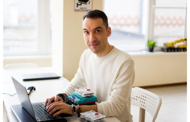 13 тренеров Роботрека прошли отбор лучших наставников страны
