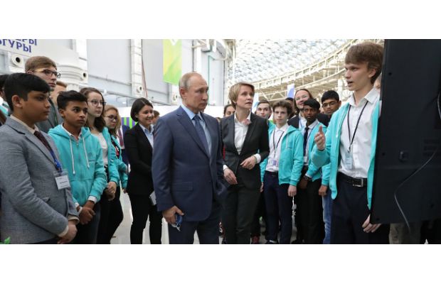 Президенту представили проекты участников российско-индийской программы «Сириуса»