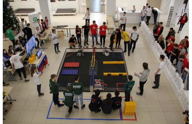 В Петербурге состоялся отборочный турнир FIRST Tech Challenge - St. Petersburg Qualifier