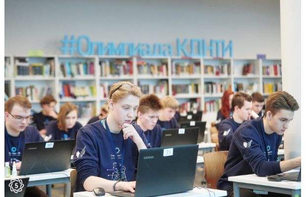 Финалисты Олимпиады Кружкового движения НТИ научили искусственный интеллект предсказывать потребительские траты