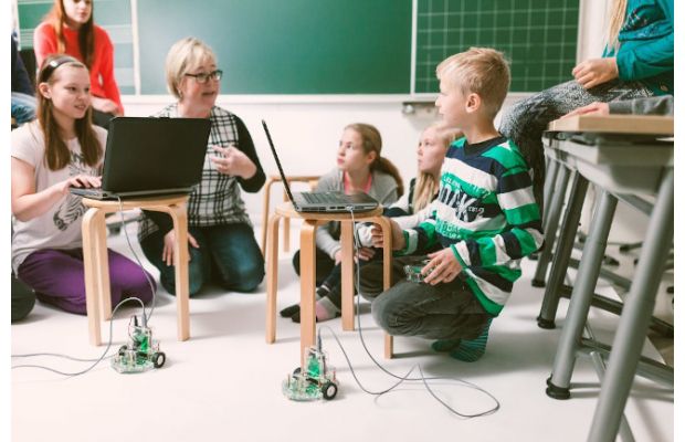 «РОББО» и Герценовский университет бесплатно научат преподавать робототехнику в онлайн-формате