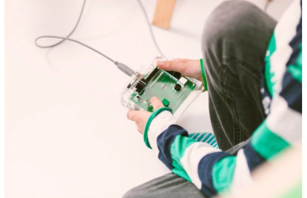 Правительство Японии финансирует открытие в школах классов робототехники от "РОББО"