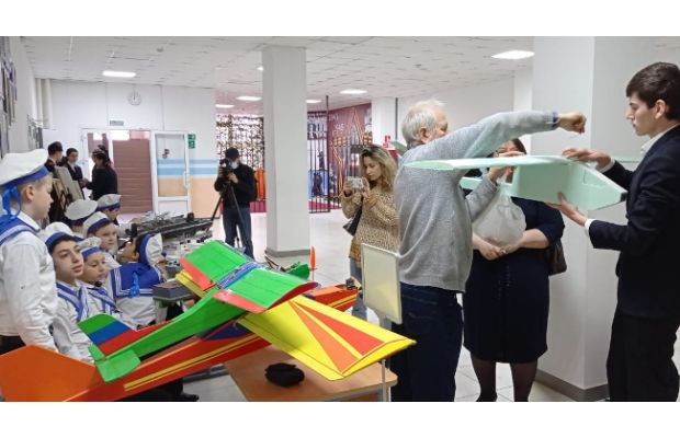 В Каспийске наградили победителей конкурса научных работ