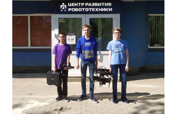 Школьники и студенты из Владивостока победили в Международных соревнованиях по подводной робототехнике