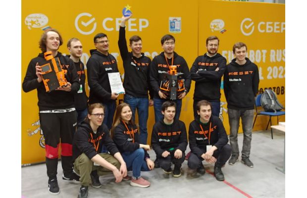 Команда Сколтеха стала шестикратным чемпионом российского этапа международных молодежных соревнований по робототехнике EUROBOT