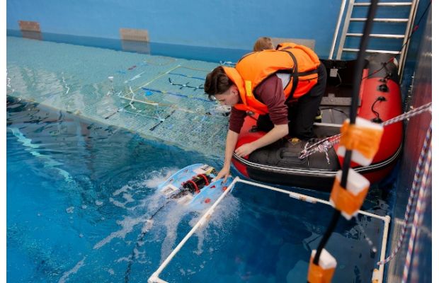 Во Владивостоке определили победителей Всероссийских соревнований по подводной робототехнике