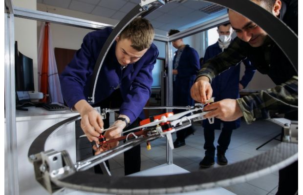 В Самарской области будут готовить специалистов в сфере беспилотной авиации начиная со школьной скамьи