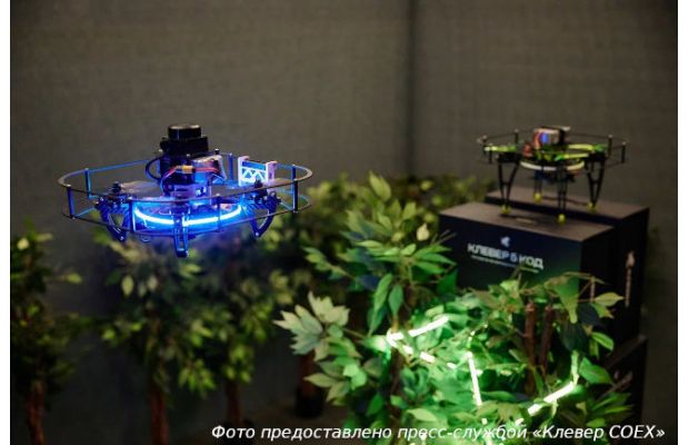 В Москве представили новые дроны для школ и ВУЗов