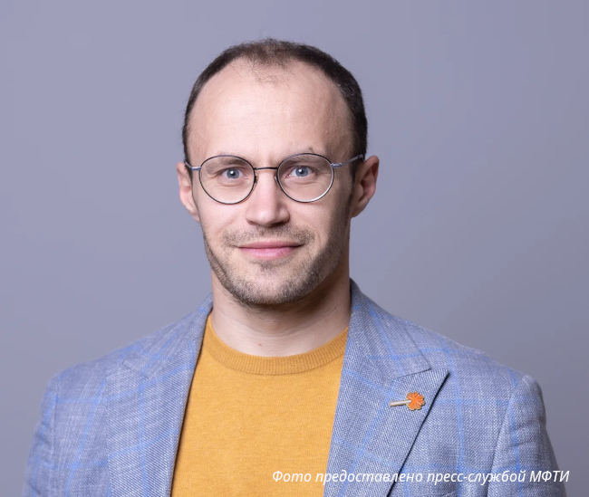 В МФТИ научили нейросеть управлять движением миллиона роботов В МФТИ научили нейросеть управлять движением миллиона роботов