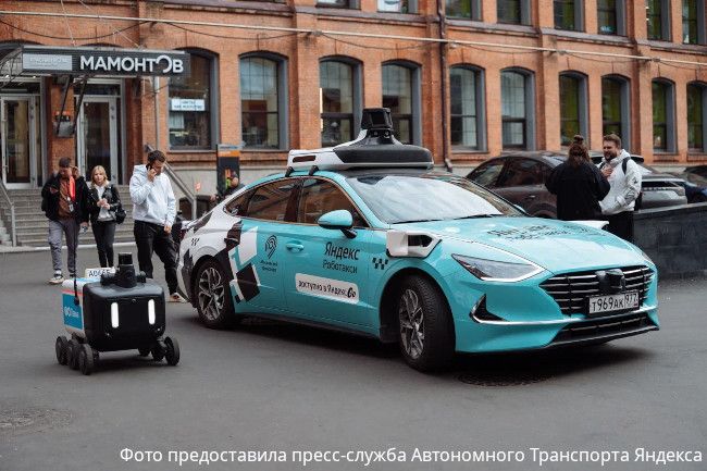Яндекс запустил роботакси между своими офисами в Москве Яндекс запустил роботакси между своими офисами в Москве